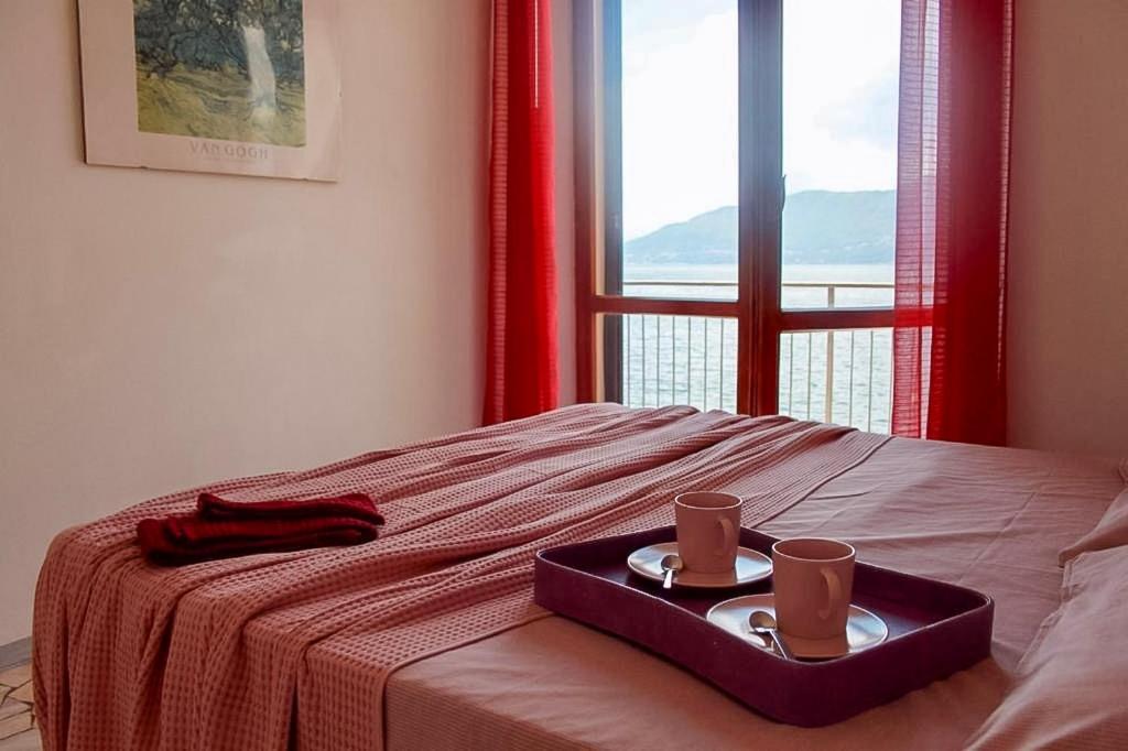 Casa Spiaggia Brezzo Экстерьер фото